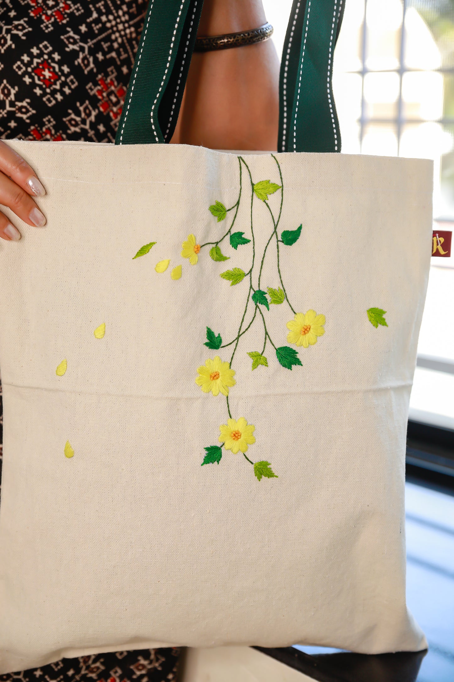 RBTote 20 - Yellow flower embroidery
